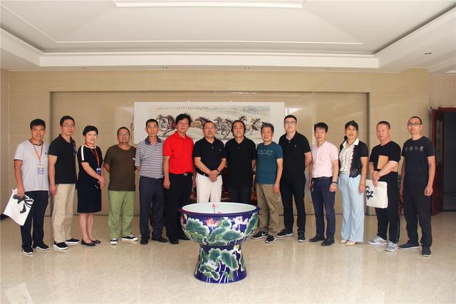 西北大学陕西文化产业研究院国画院创作基地进驻陕西斯达集团